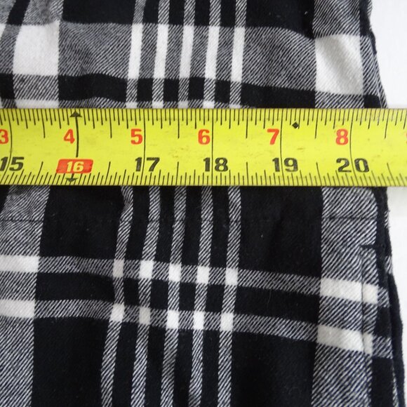 Jachs Girlfriend Black White Plaid Flannel Button Up Shirt Women Size S Pockets - Picture 9 of 12